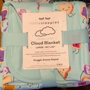 Little Sleepies Cloud Blanket - Light Blue and Purple